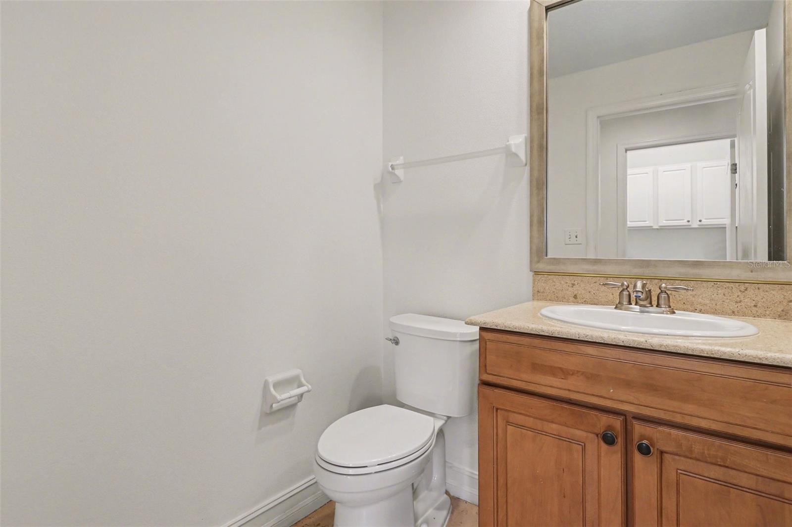 Listing photo id 20 for 3621 Messina Drive