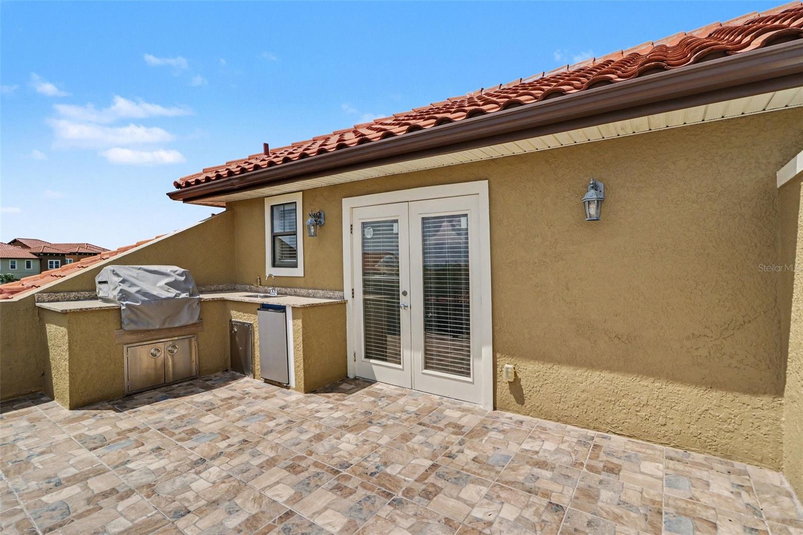 Listing photo id 27 for 3621 Messina Drive