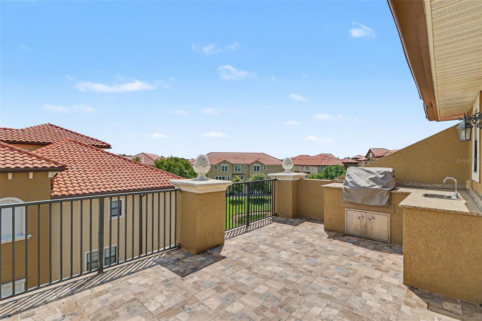 Listing photo id 28 for 3621 Messina Drive