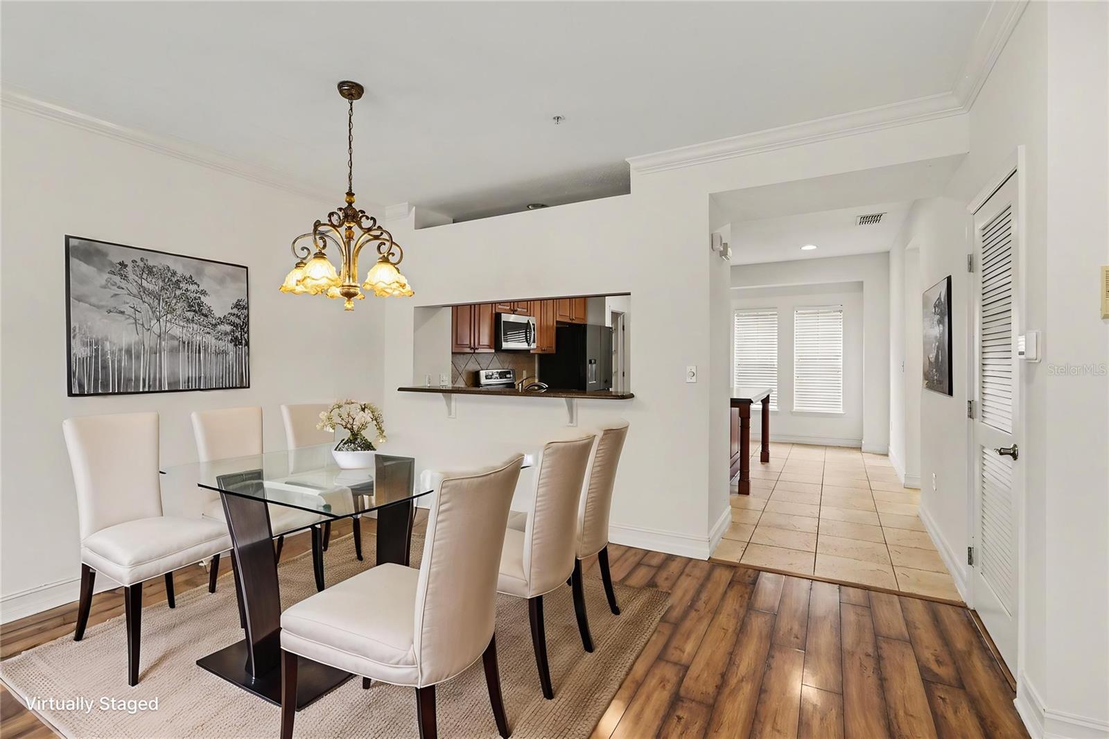 Listing photo id 6 for 3621 Messina Drive