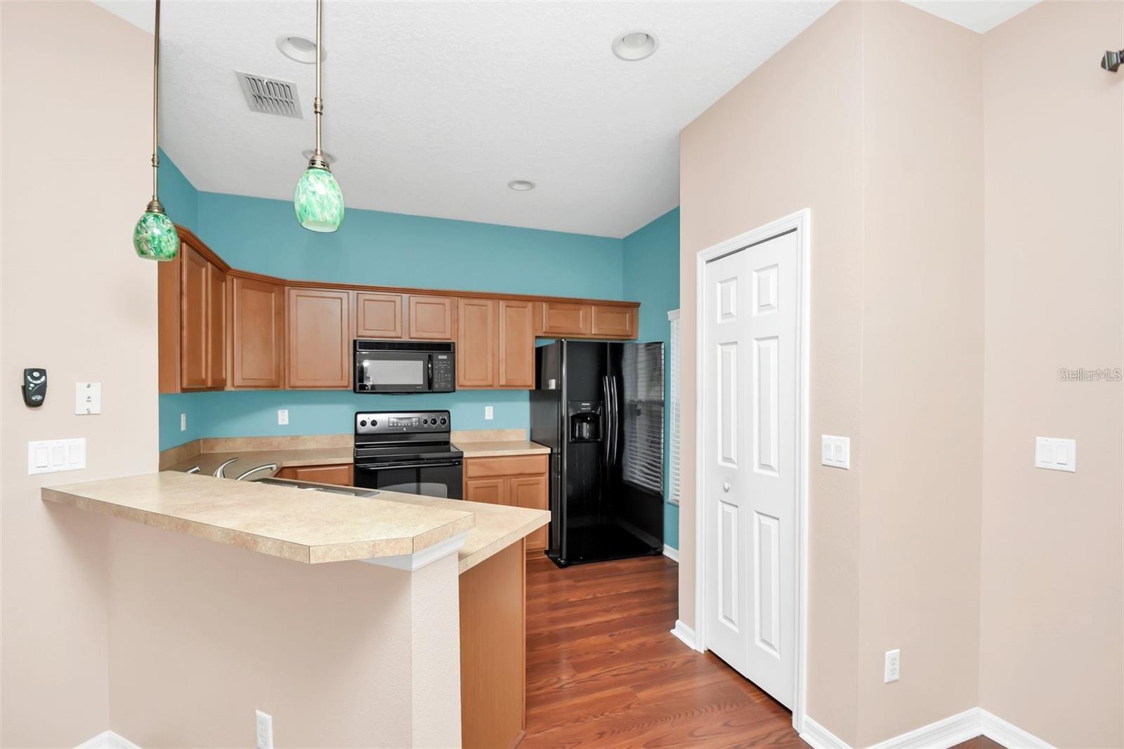 Image 12 of 45 For 3717 Clubside Pointe Drive