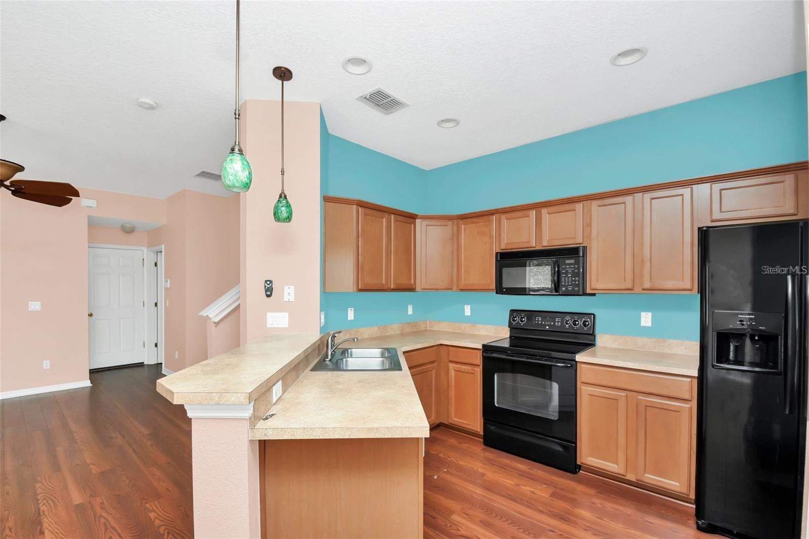 Image 13 of 45 For 3717 Clubside Pointe Drive