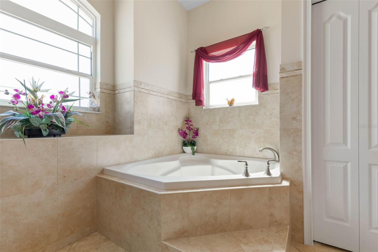 Image 11 of 28 For 60 Fenimore Lane