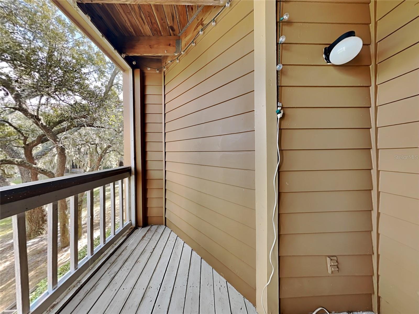 Image 13 of 15 For 490 Pin Oak Place 208