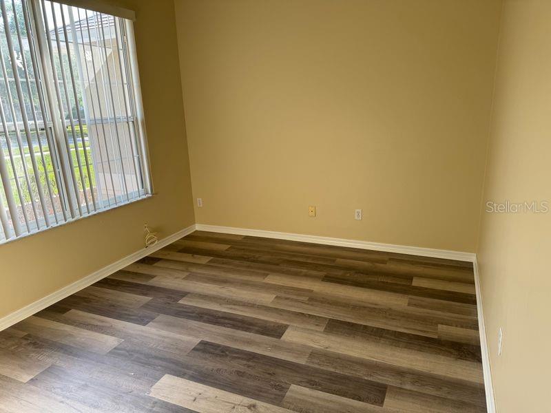 Image 16 of 22 For 839 Princeton Drive