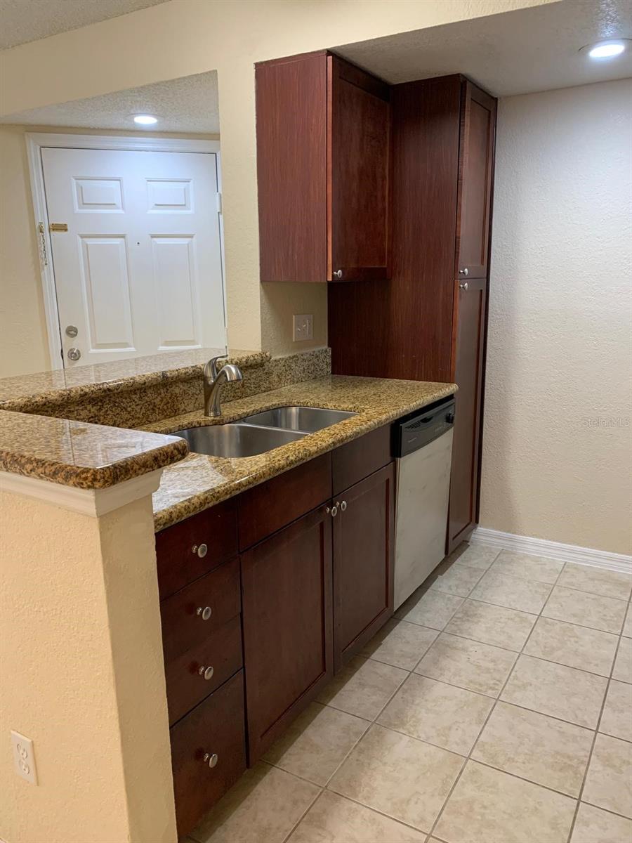 Image 3 of 19 For 5112 Conroy Road 14