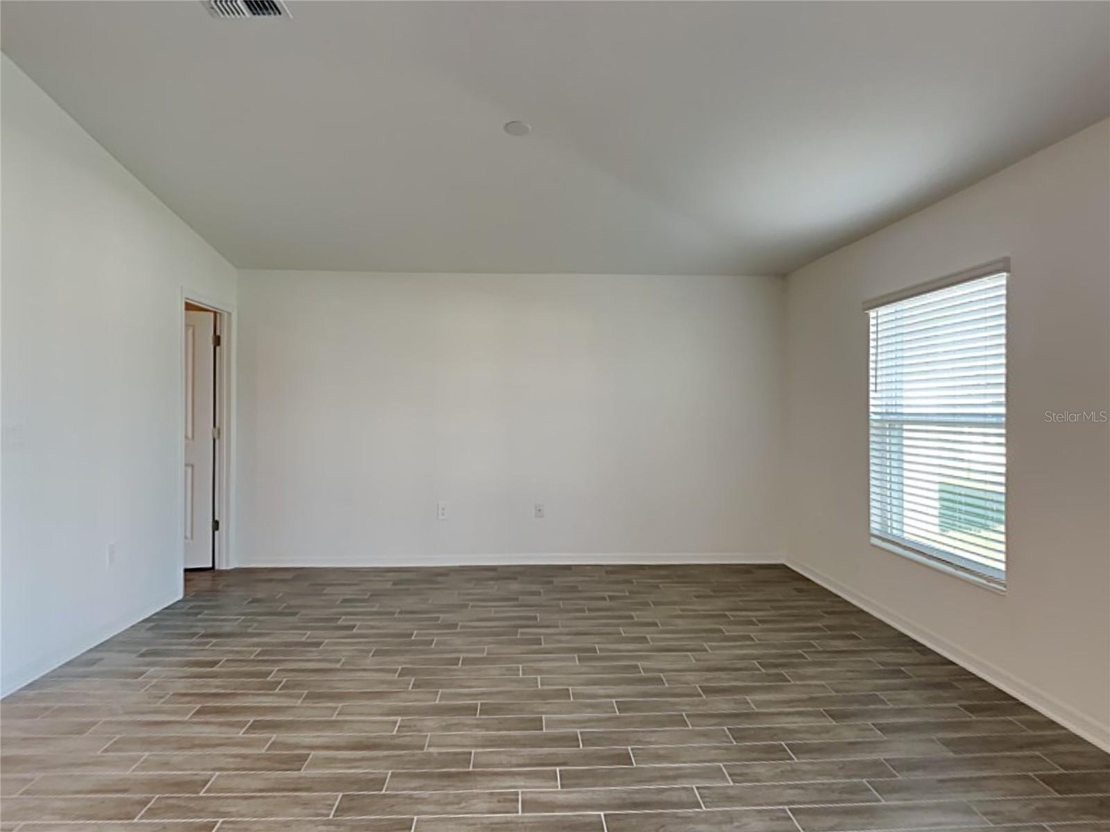 Image 2 of 16 For 755 Staffora Street