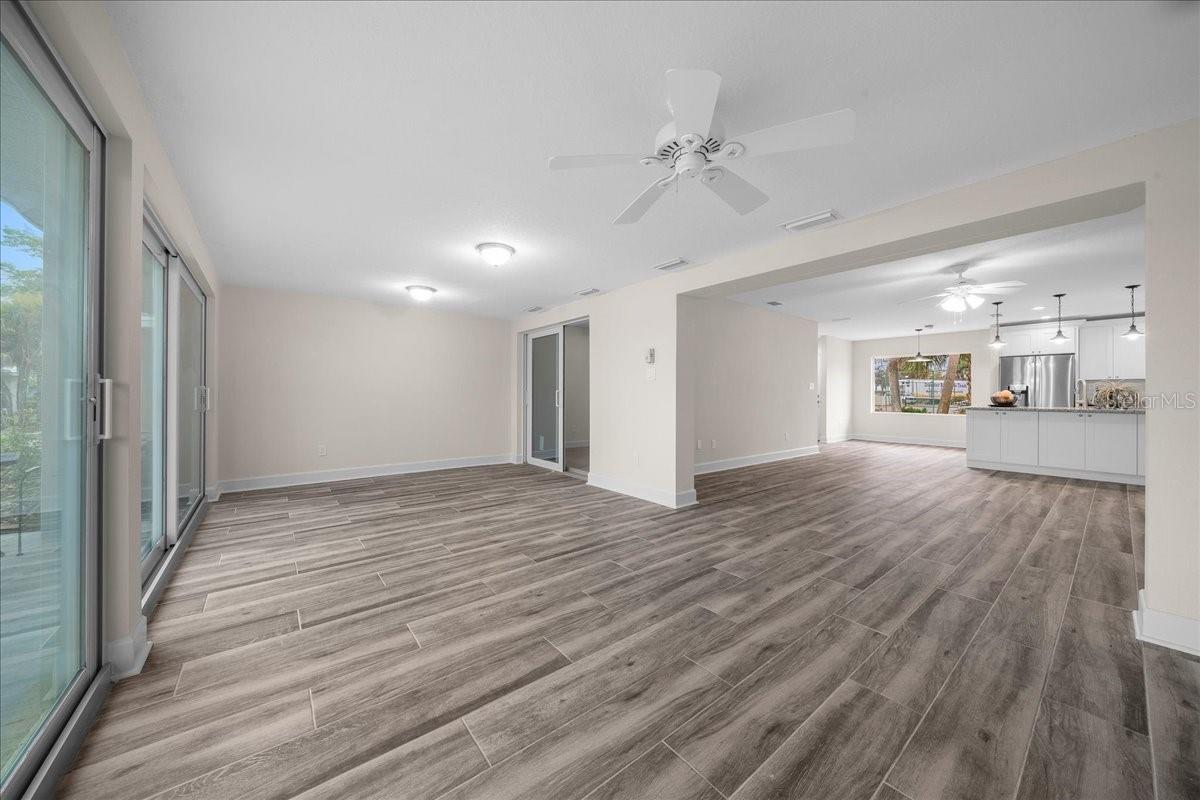 Image 16 of 58 For 11647 Kingfisher Court 11647