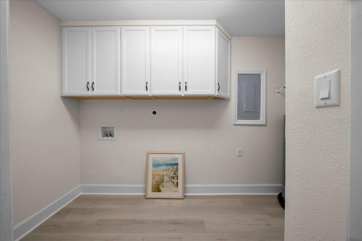 Image 19 of 58 For 11647 Kingfisher Court 11647