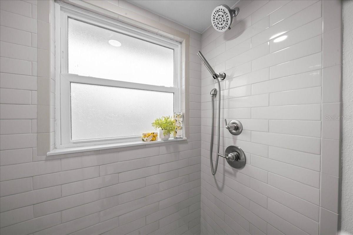 Image 24 of 58 For 11647 Kingfisher Court 11647