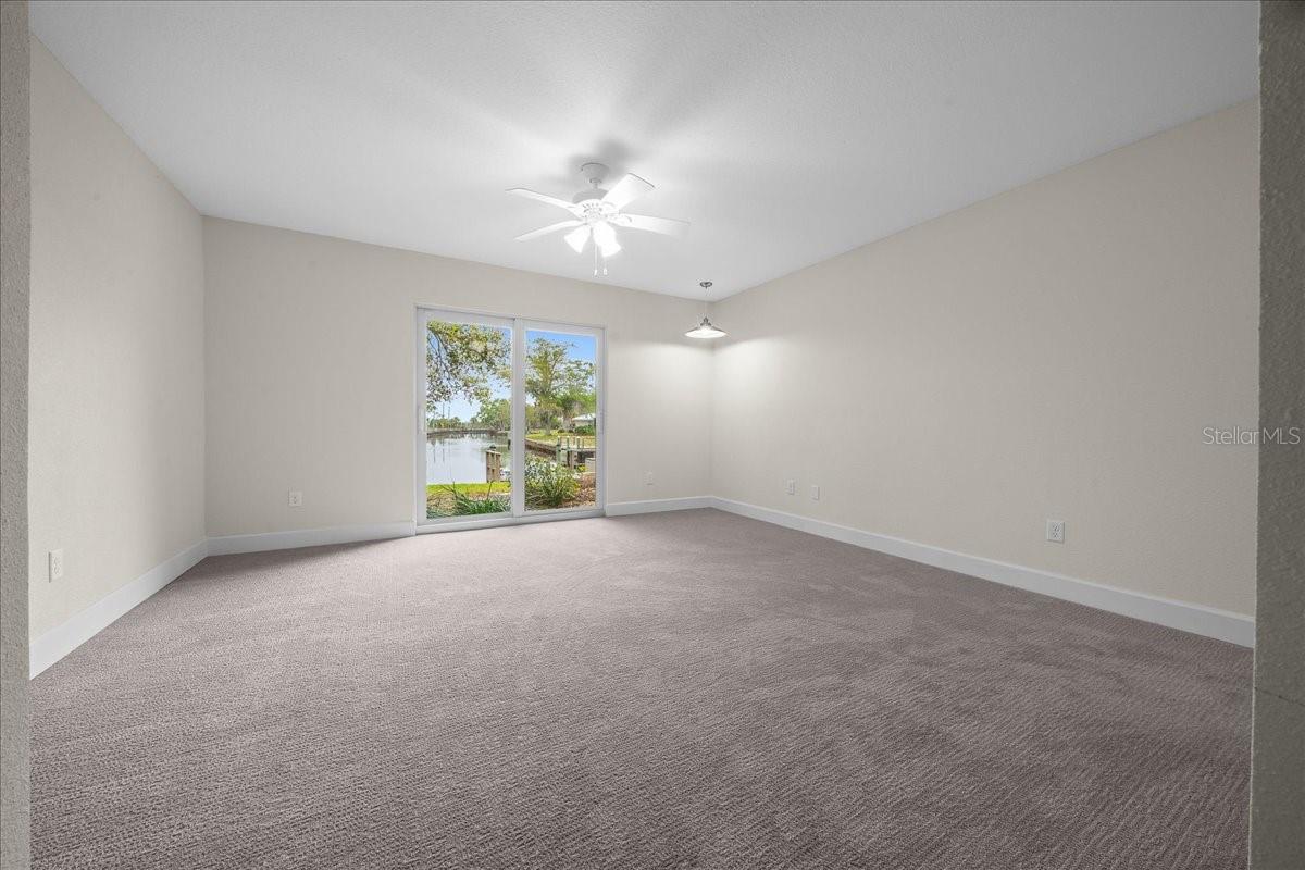 Image 29 of 58 For 11647 Kingfisher Court 11647