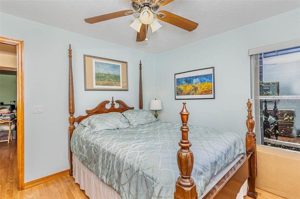 Image 14 of 28 For 10001 Highland Woods Court