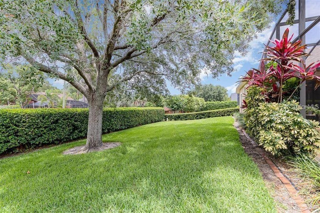 Image 27 of 28 For 10001 Highland Woods Court