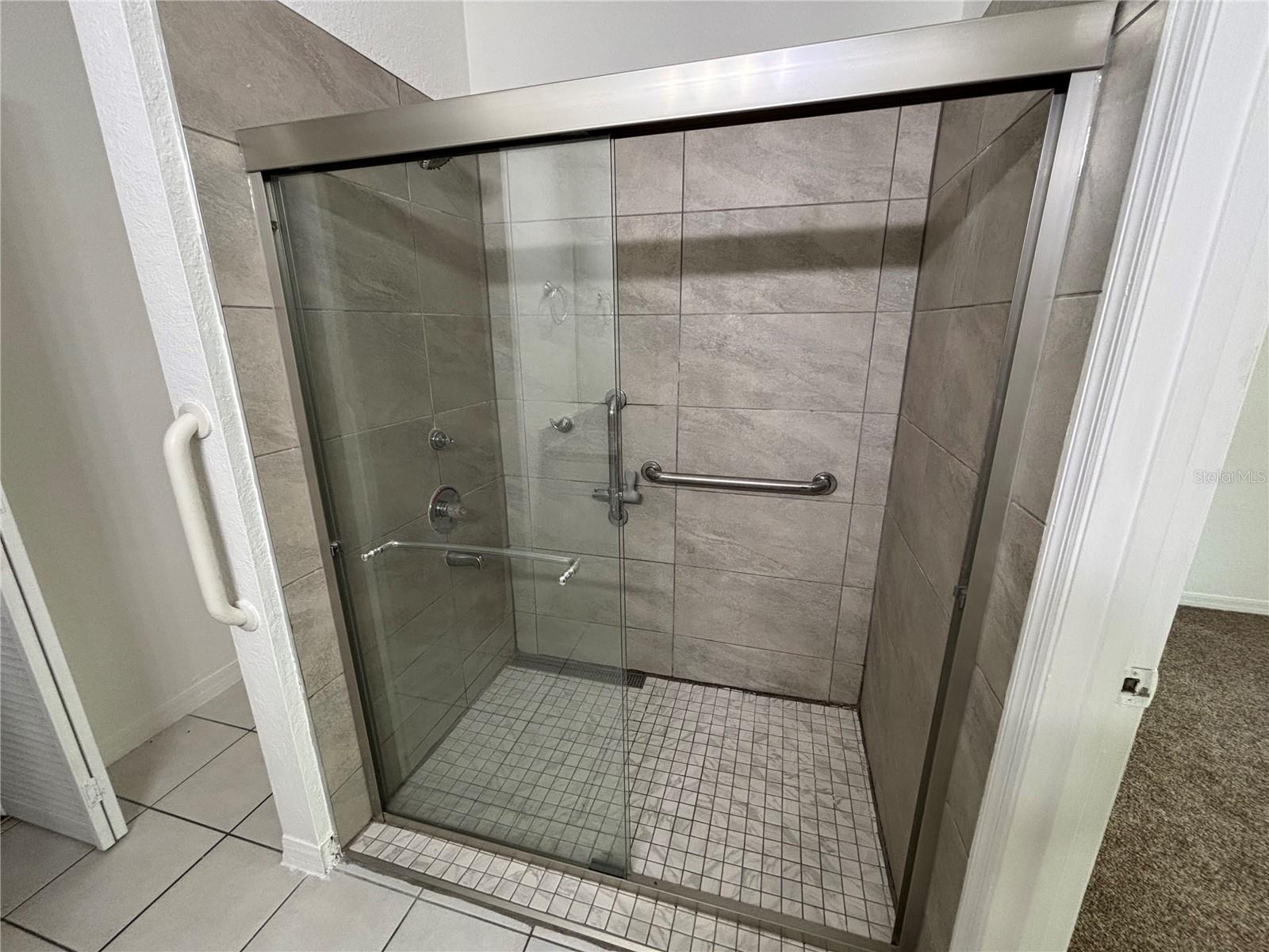 Image 14 of 27 For 6340 Raleigh Street 1001