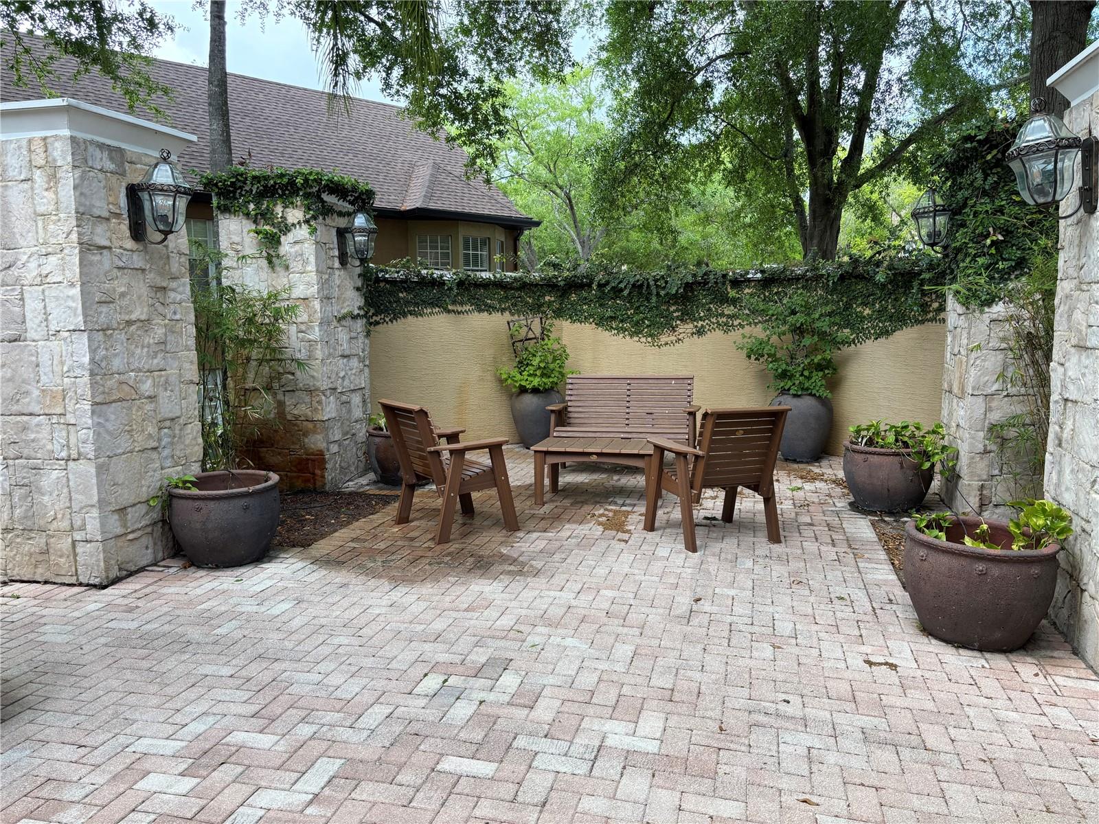 Image 26 of 27 For 6340 Raleigh Street 1001