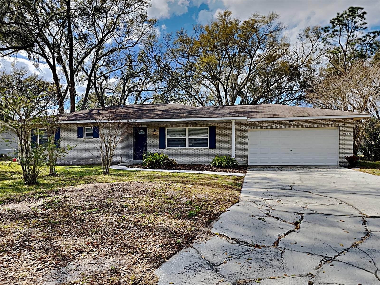 Details for 2143 Creek Side Drive, LAKELAND, FL 33811