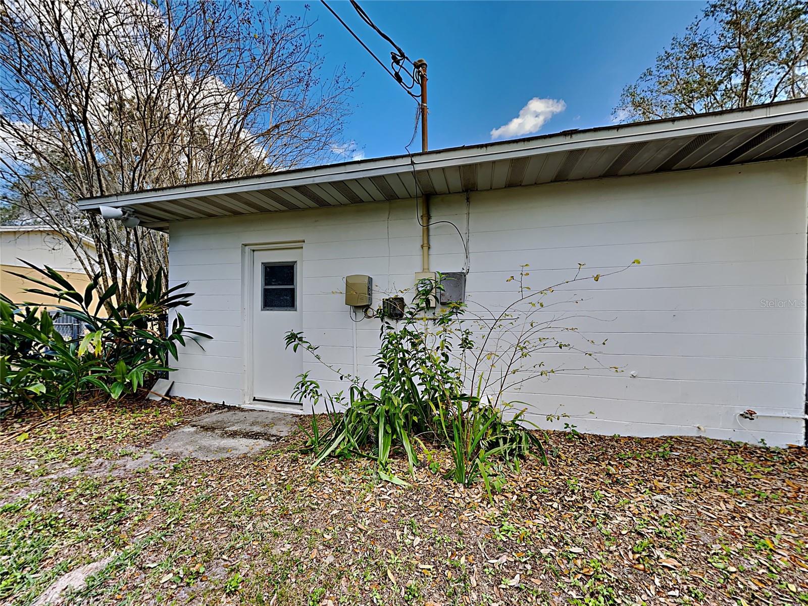 Image 18 of 19 For 2143 Creek Side Drive