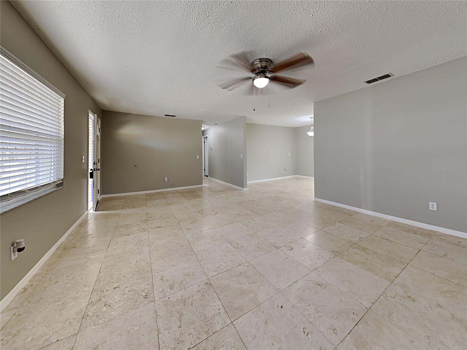 Image 4 of 19 For 2143 Creek Side Drive