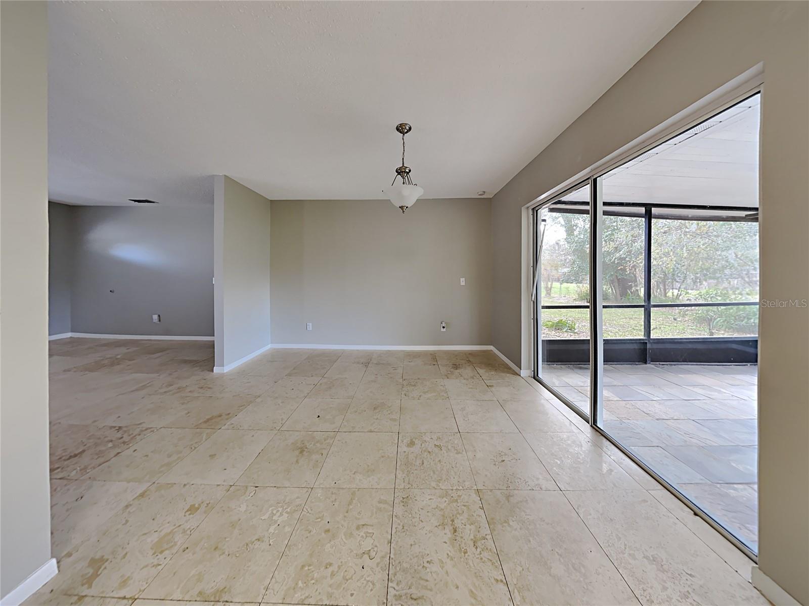 Image 6 of 19 For 2143 Creek Side Drive