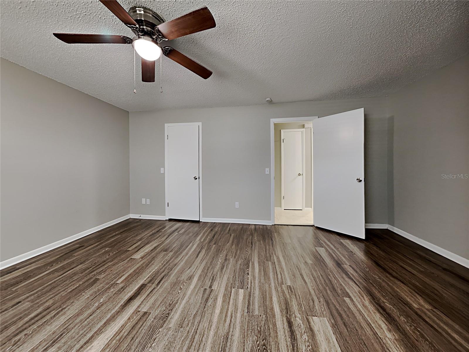 Image 9 of 19 For 2143 Creek Side Drive