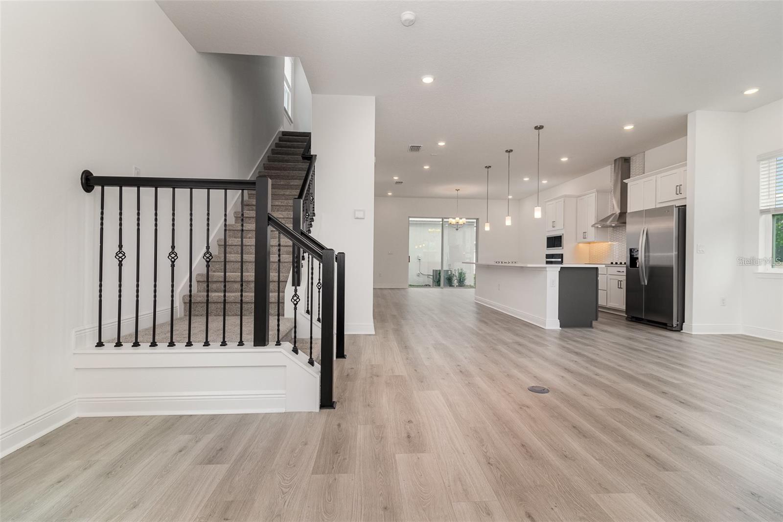 Image 2 of 15 For 16758 Hamlin Vista Alley