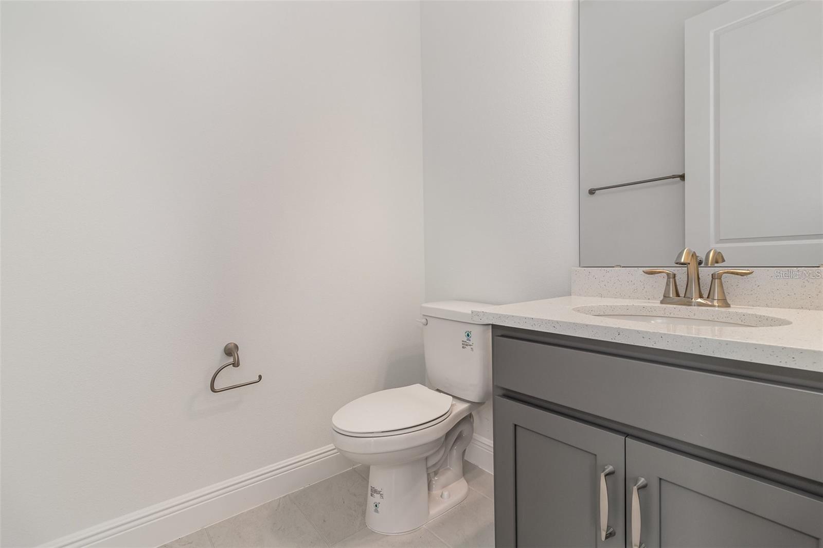 Image 7 of 15 For 16758 Hamlin Vista Alley