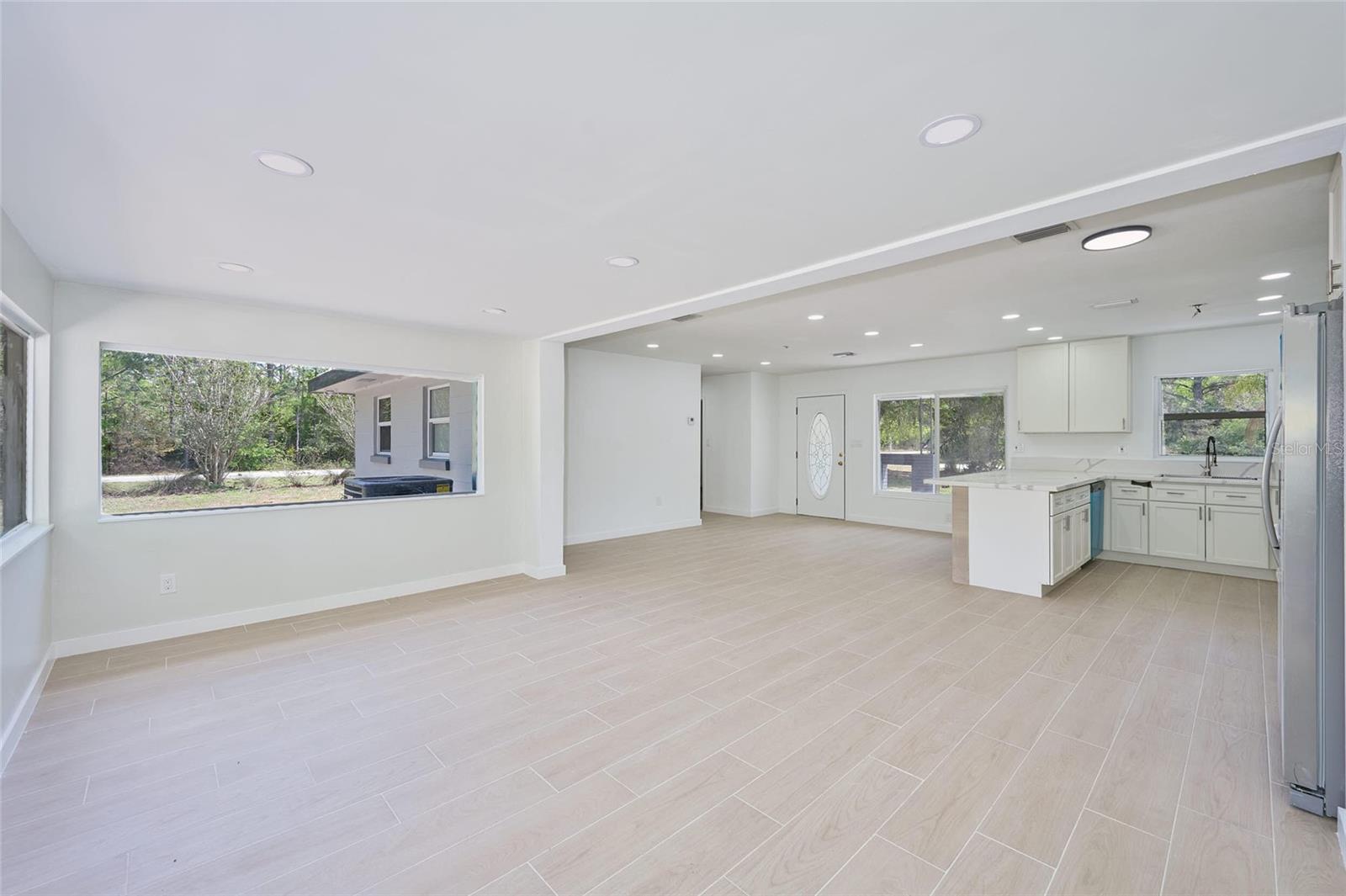 Listing photo id 31 for 3500 Orchid Drive