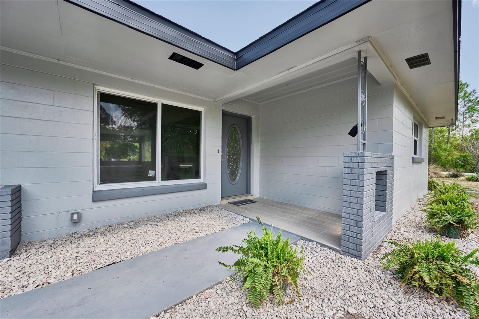 Listing photo id 6 for 3500 Orchid Drive