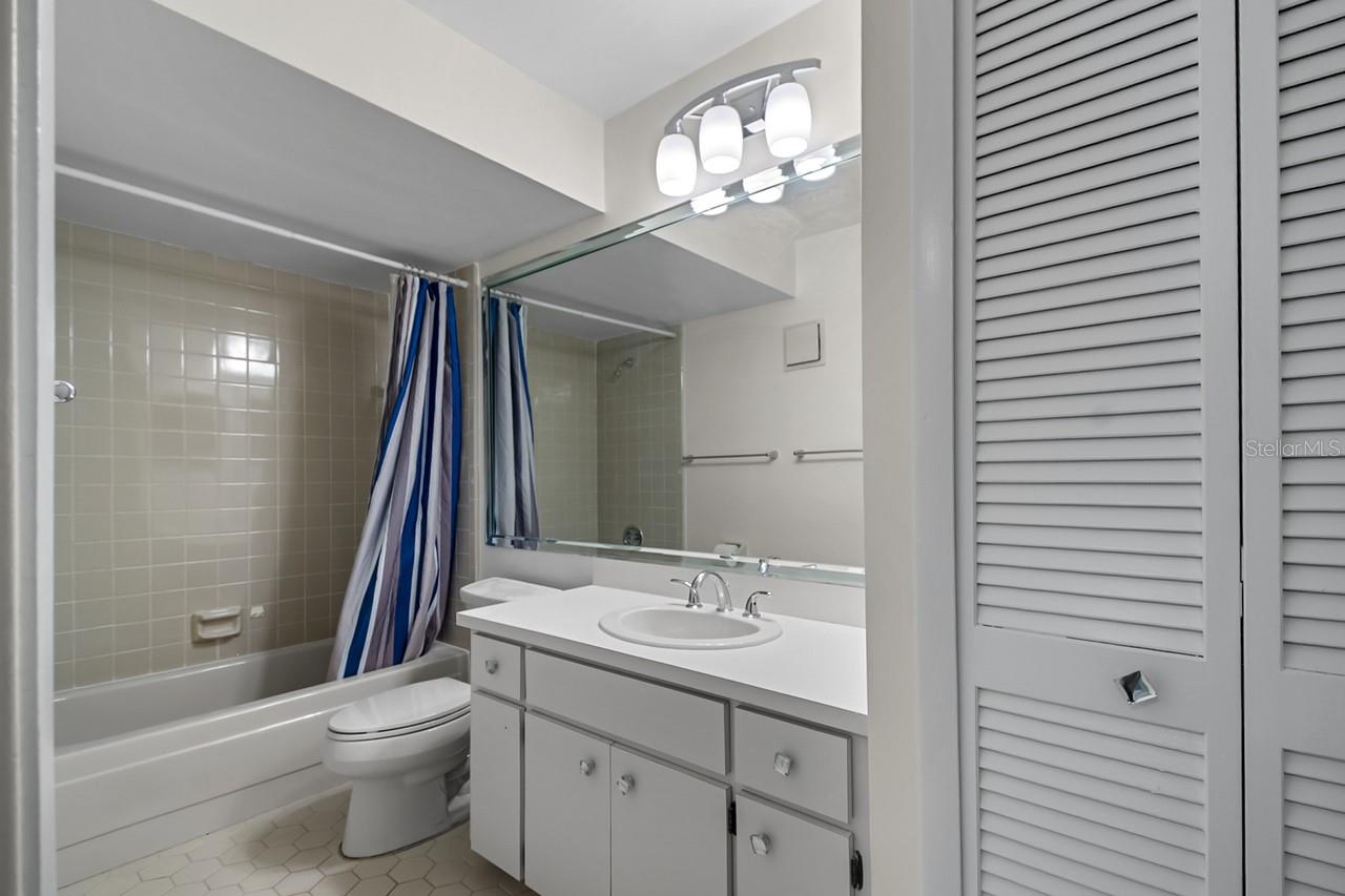 Image 15 of 32 For 4 Escondido Circle 27