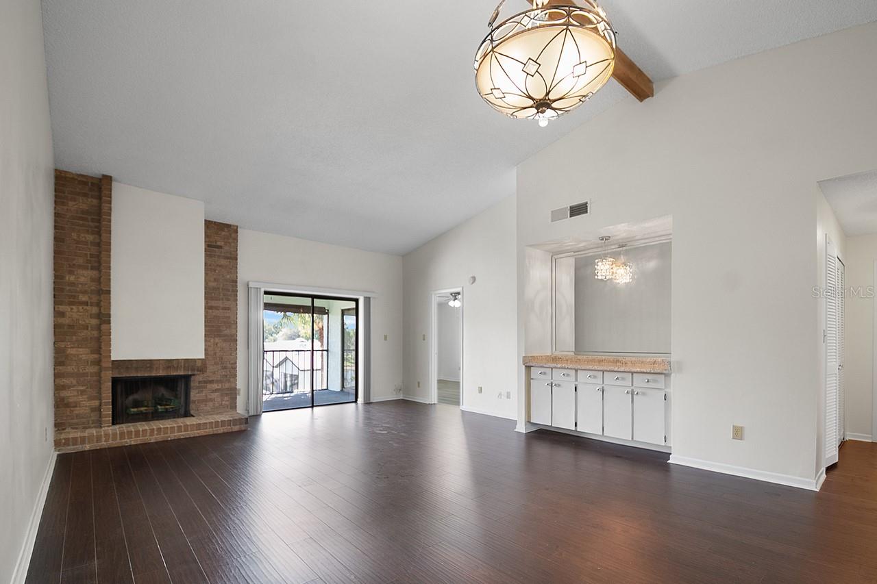 Image 9 of 32 For 4 Escondido Circle 27