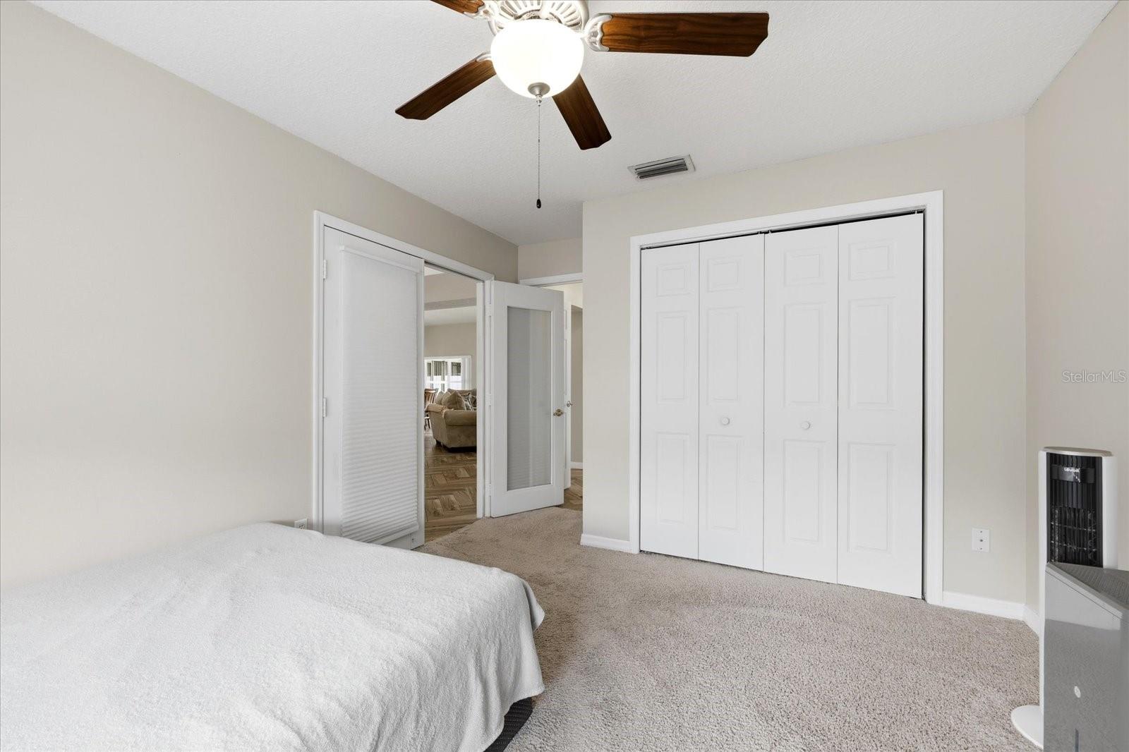 Image 16 of 33 For 224 Bryan Oak Avenue