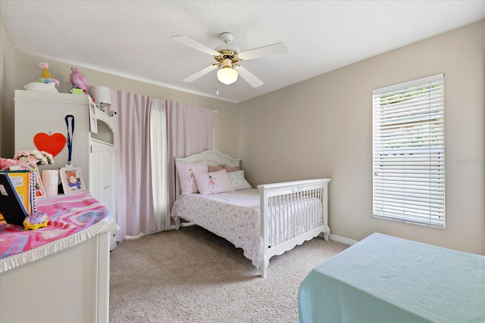 Image 18 of 33 For 224 Bryan Oak Avenue