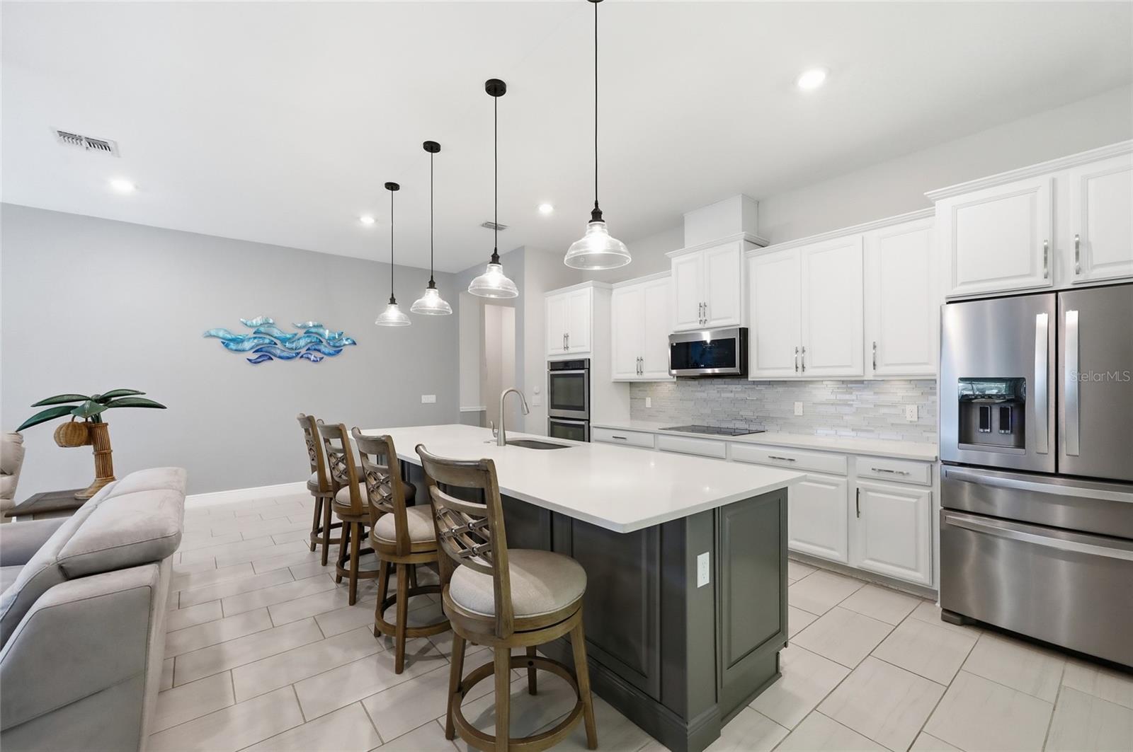 Image 12 of 49 For 1646 Holcomb Creek Street