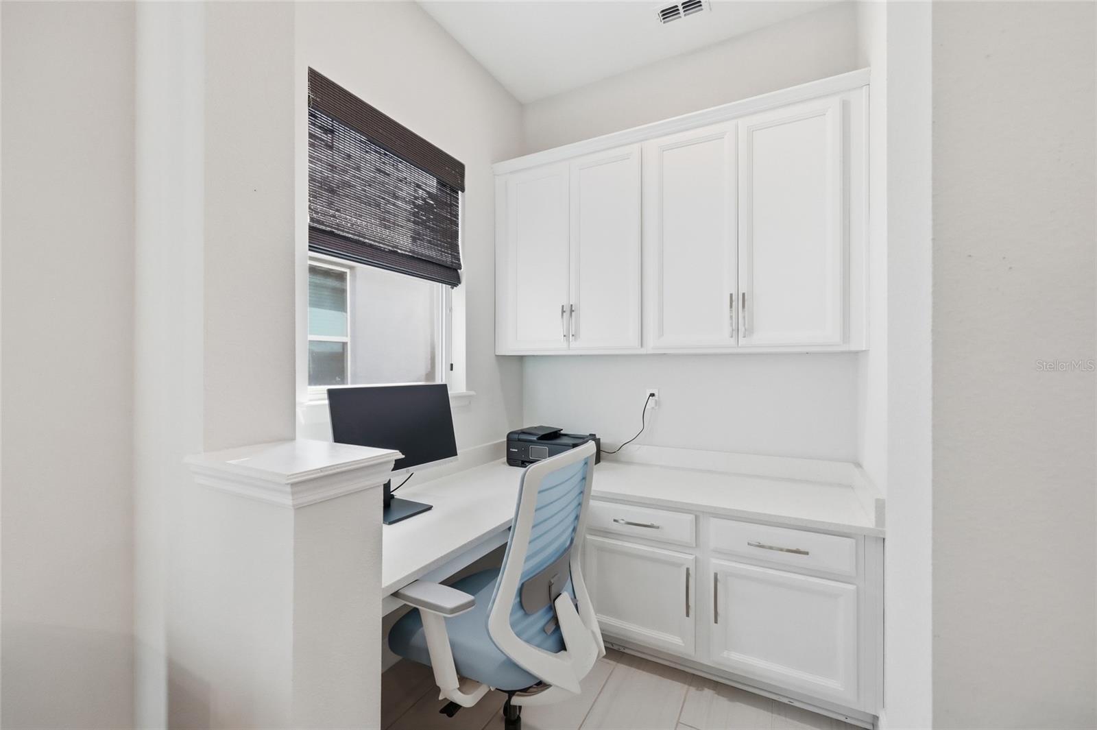 Image 16 of 49 For 1646 Holcomb Creek Street