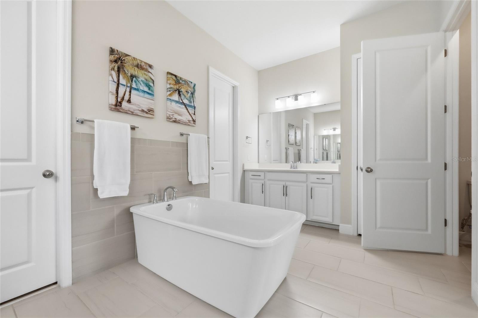 Image 25 of 49 For 1646 Holcomb Creek Street