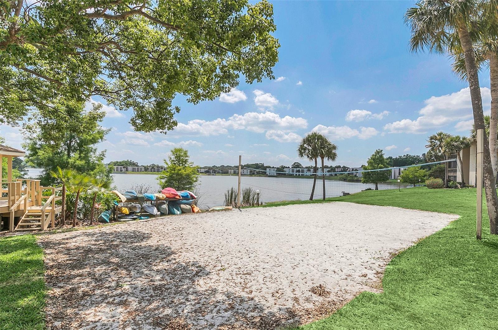 Image 29 of 38 For 626 Orange Drive 243