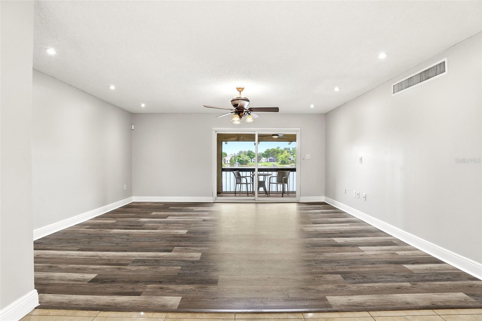 Image 5 of 38 For 626 Orange Drive 243