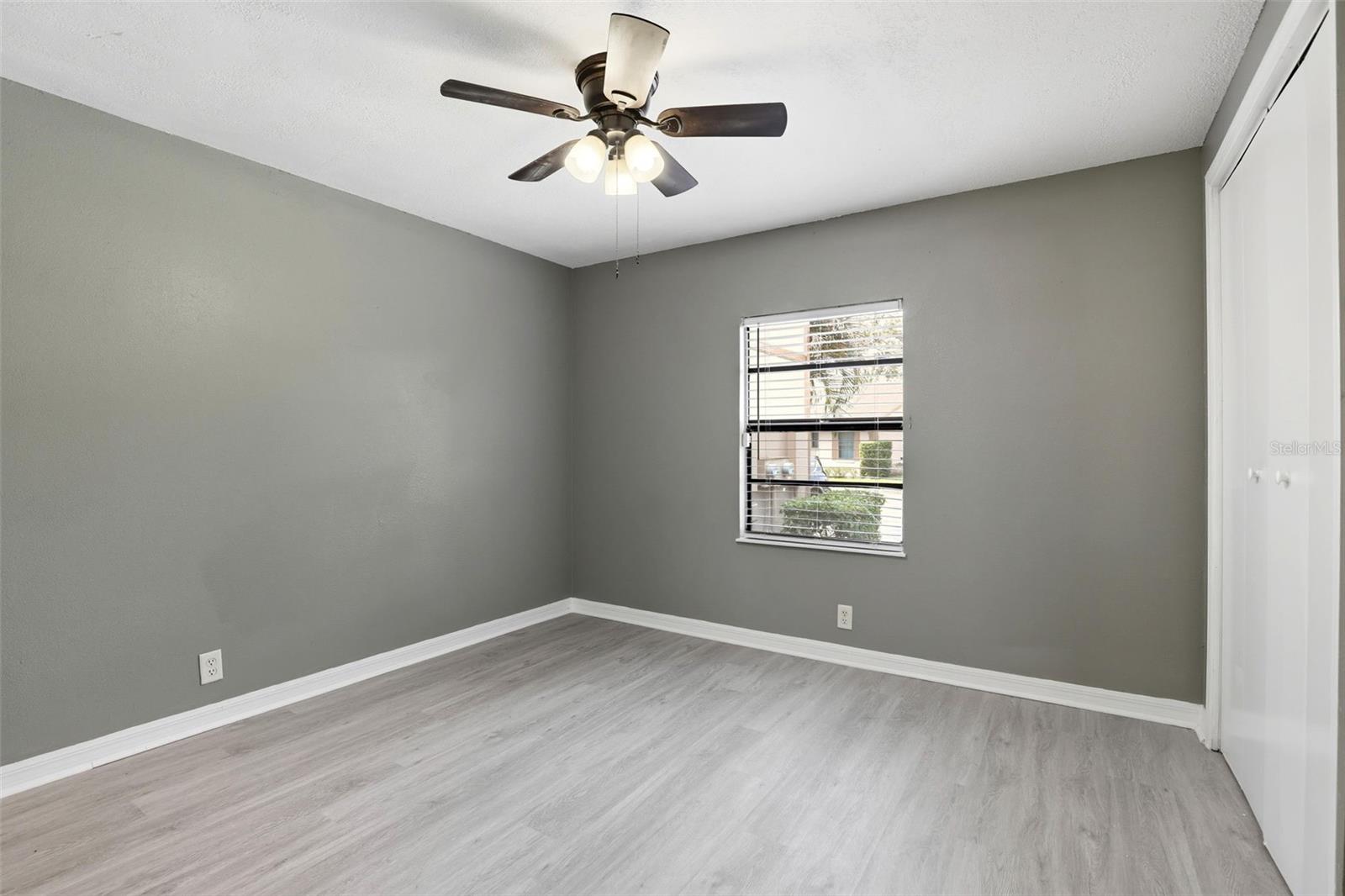 Image 13 of 20 For 344 Eron Way 12