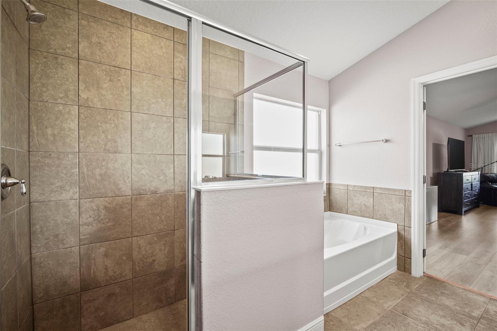 Image 24 of 58 For 20347 Starry Street