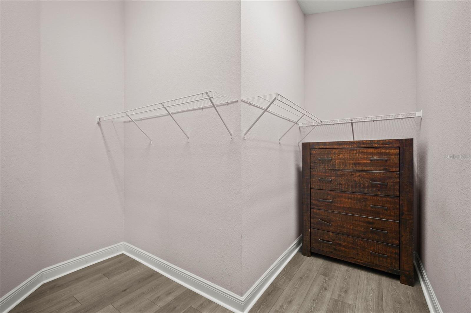 Image 27 of 58 For 20347 Starry Street