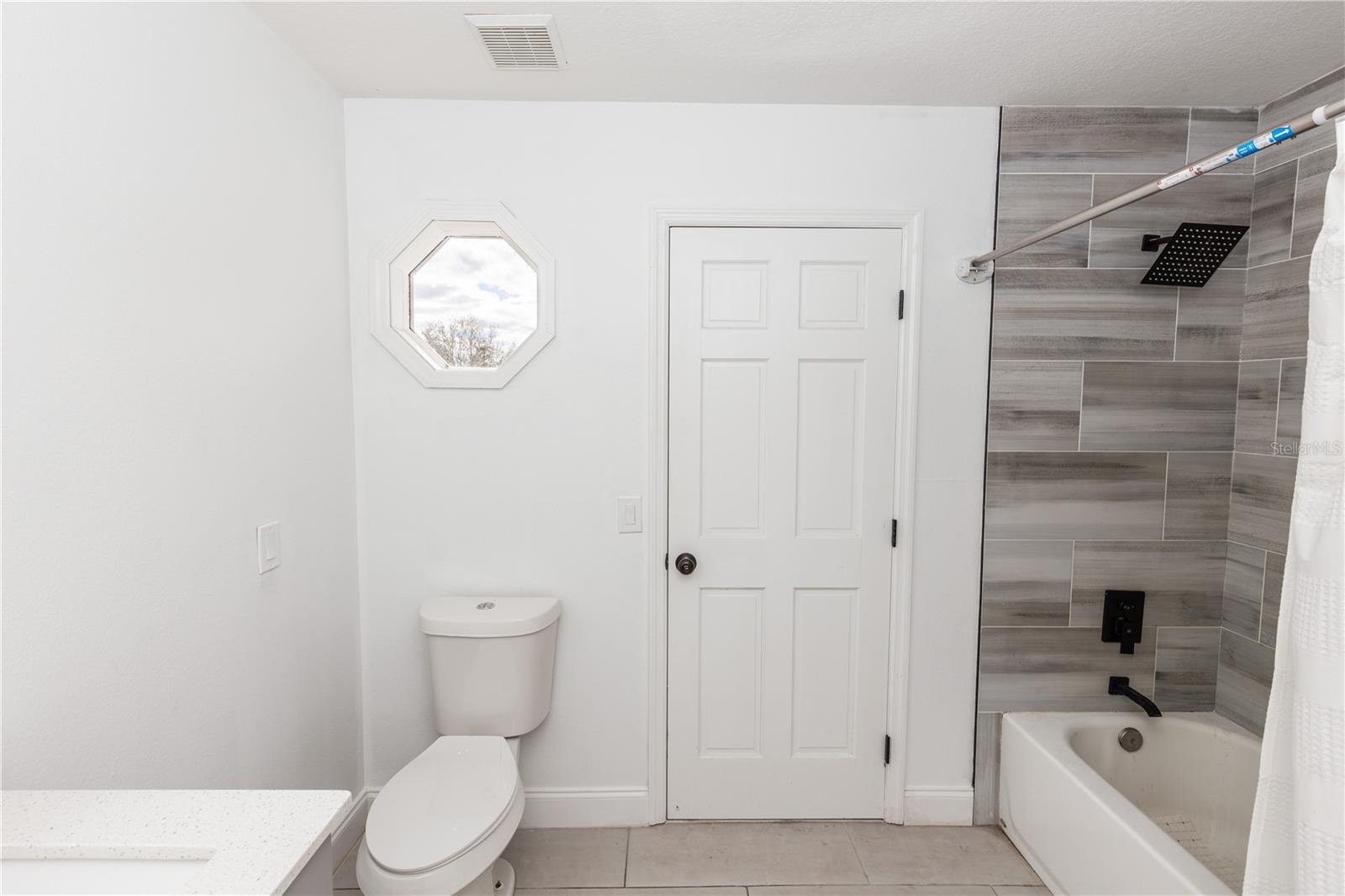 Image 17 of 43 For 4103 Quail Nest Court