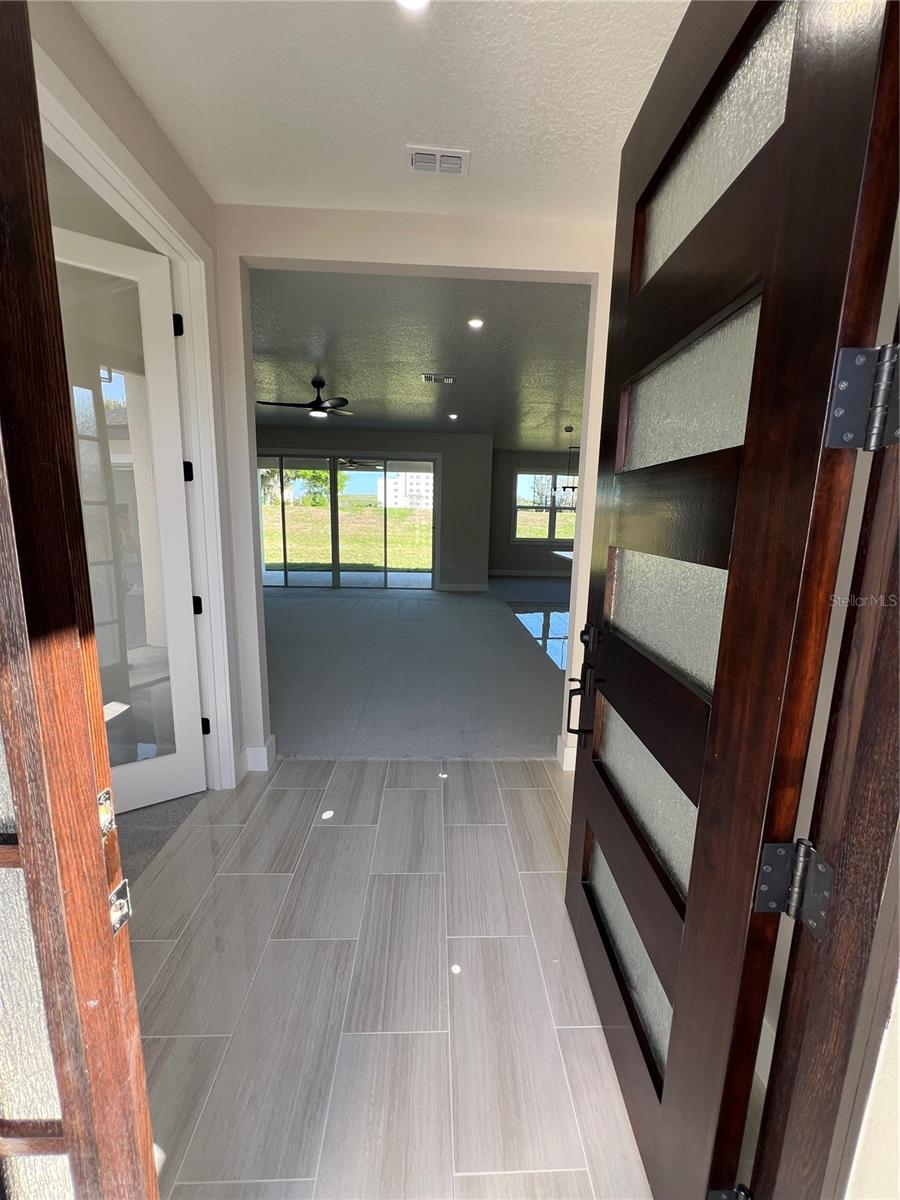 Image 2 of 19 For 3320 Buckingham Way