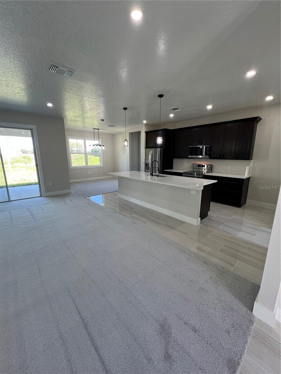 Image 5 of 19 For 3320 Buckingham Way