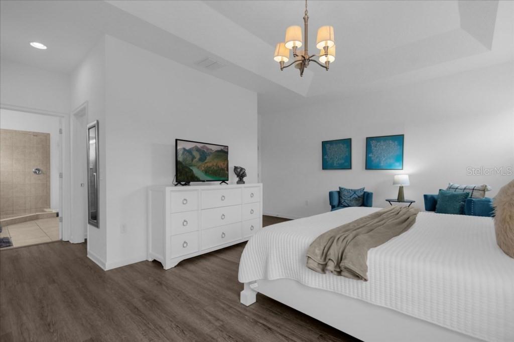 Image 11 of 37 For 5220 Oakbourne Avenue