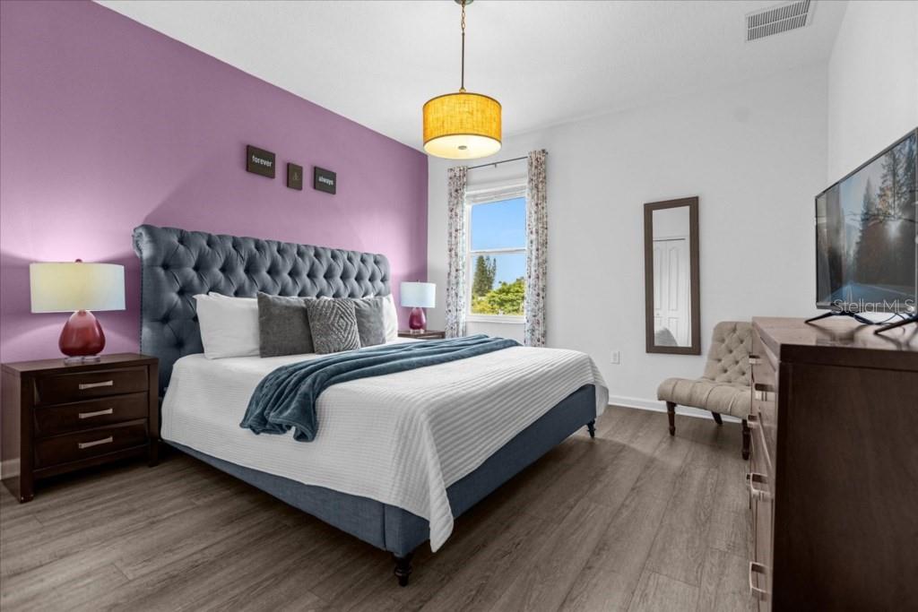 Image 14 of 37 For 5220 Oakbourne Avenue