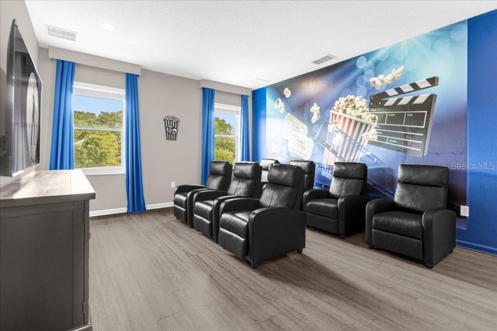 Image 7 of 37 For 5220 Oakbourne Avenue