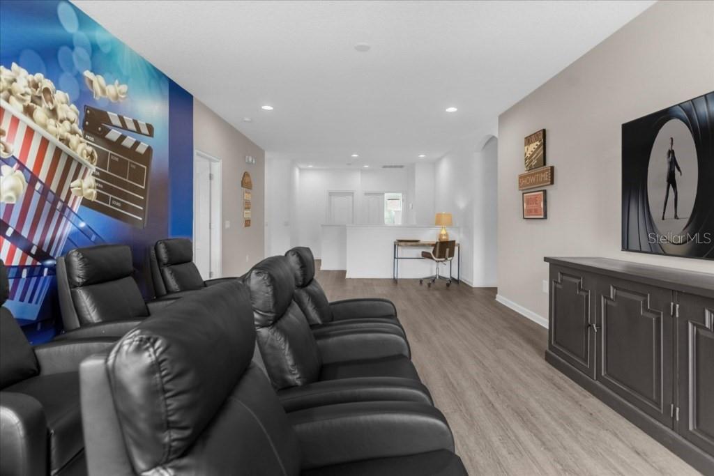 Image 9 of 37 For 5220 Oakbourne Avenue