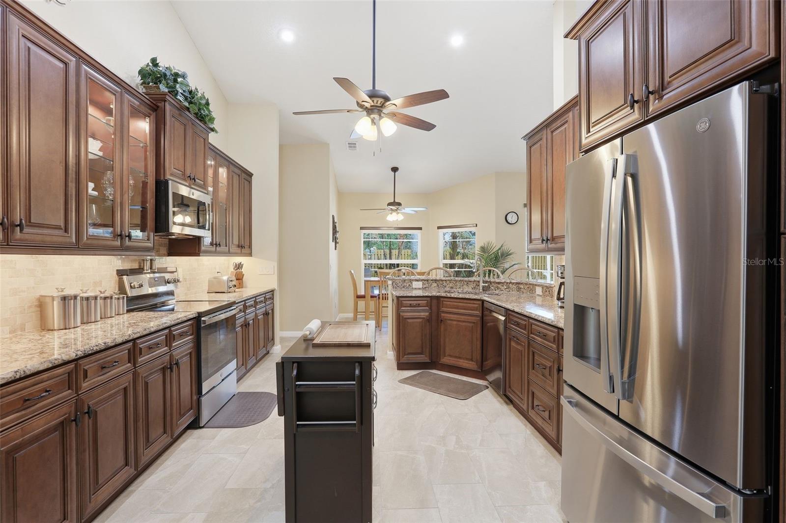 Image 10 of 49 For 118 Brookshire Court