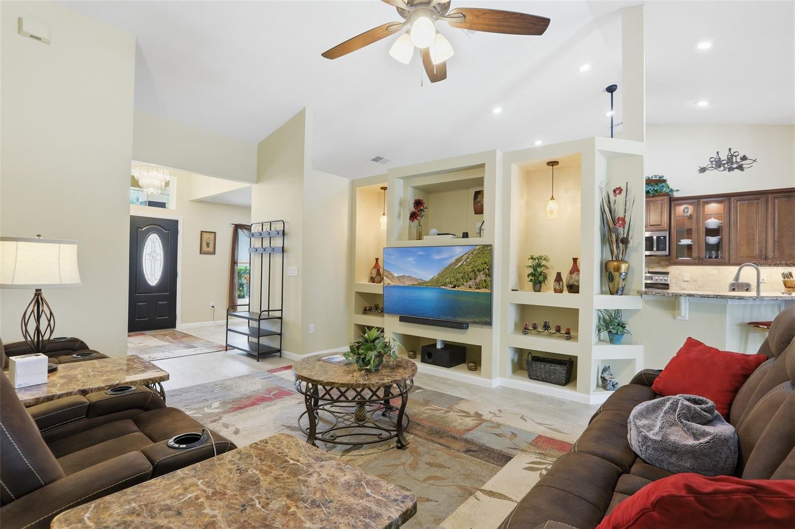 Image 16 of 49 For 118 Brookshire Court