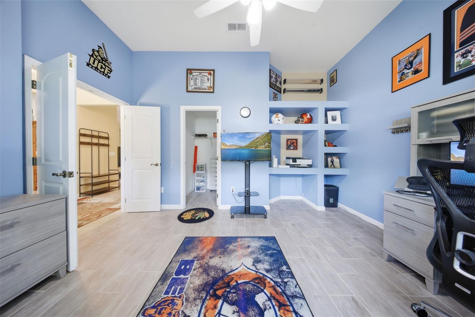 Image 27 of 49 For 118 Brookshire Court